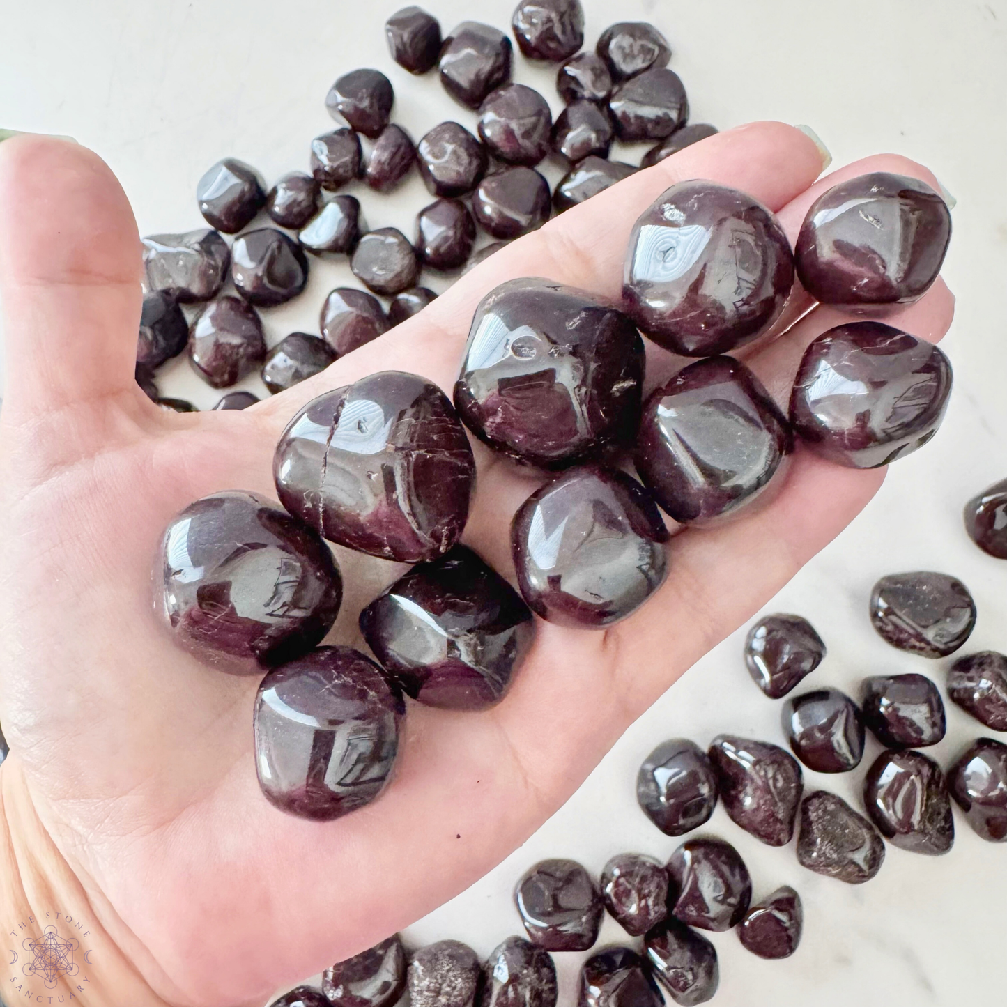 Garnet Tumbled Stones