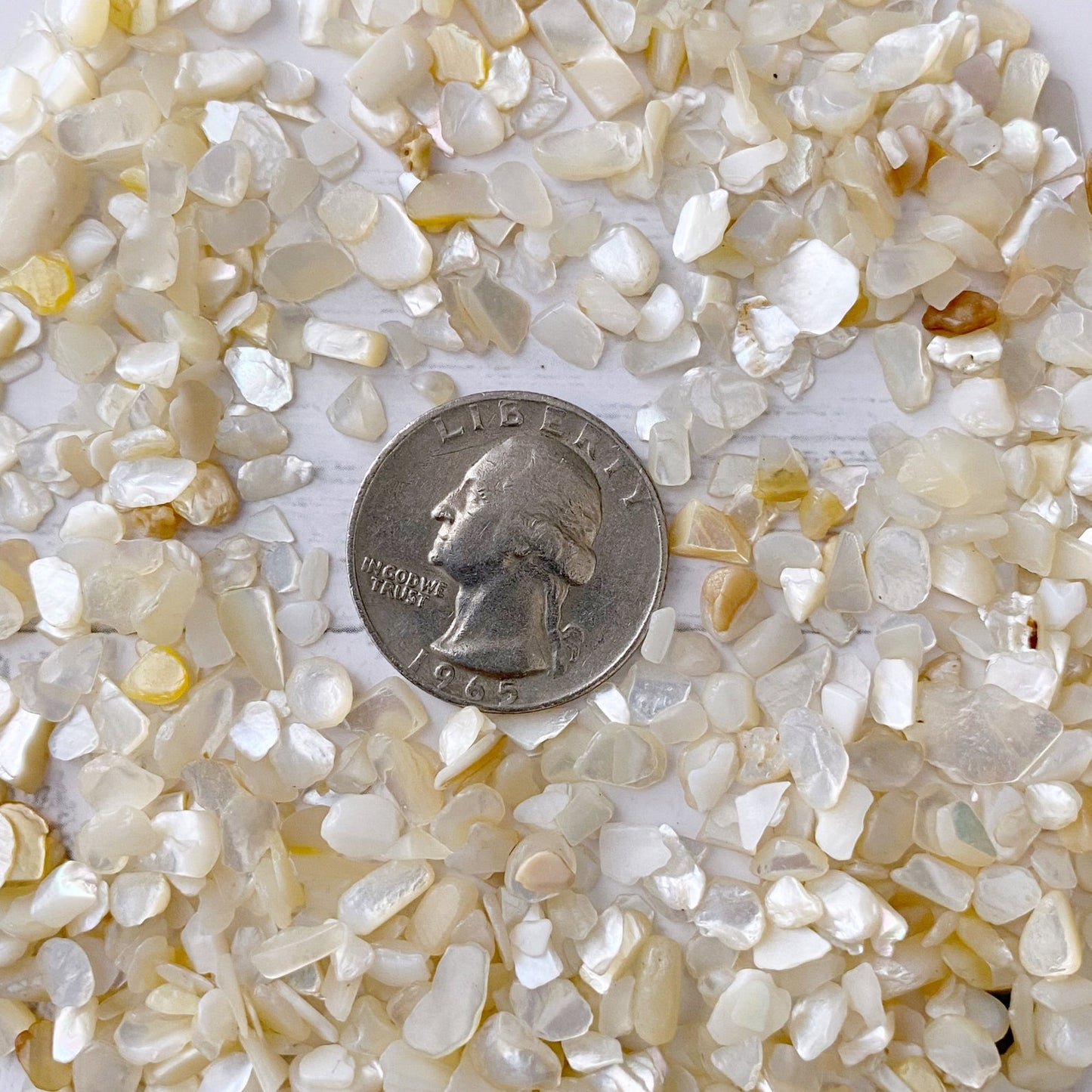 Mother of Pearl Crystal Chips