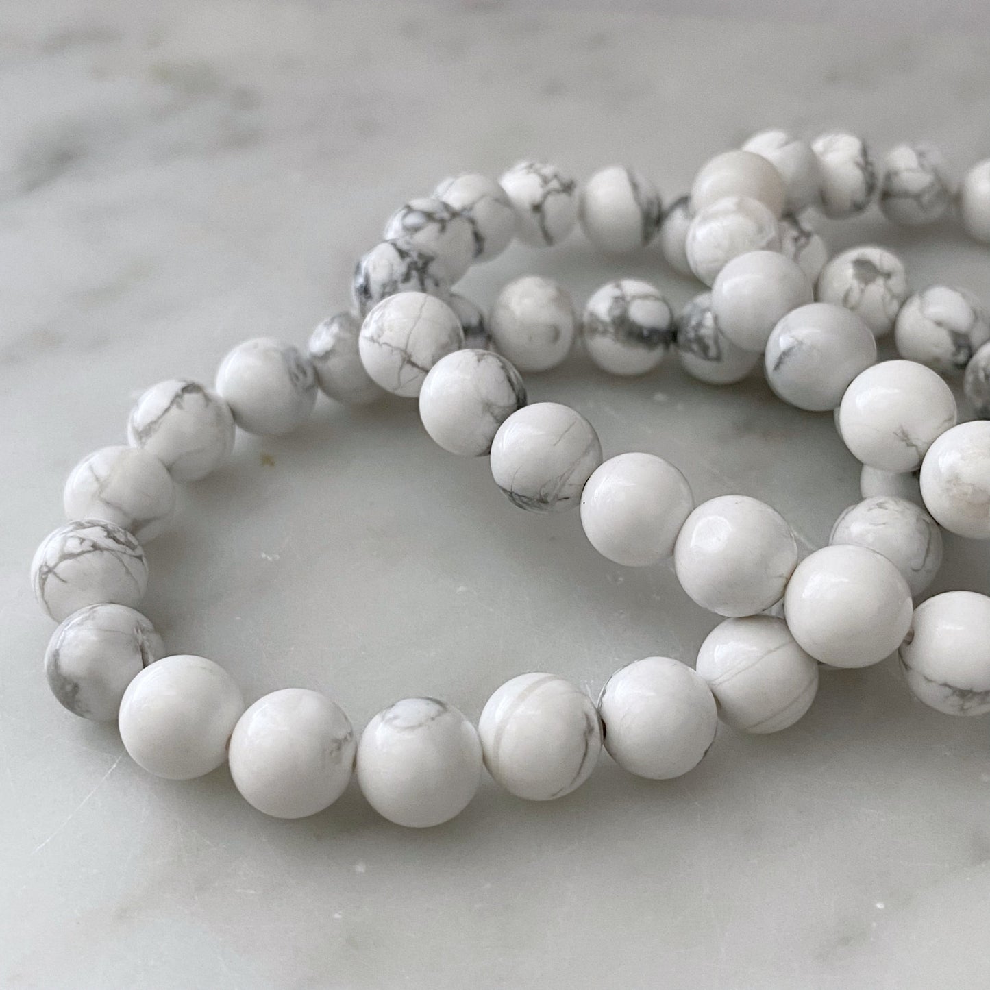 8mm Howlite Beaded Bracelet