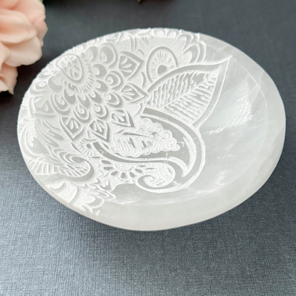 4" Selenite Lotus Round Bowl