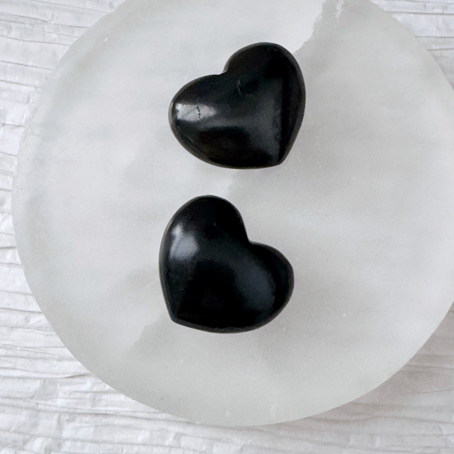 1" Mini Jet Crystal Heart