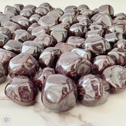 Garnet Tumbled Stones